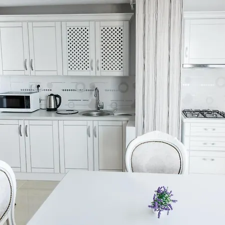 Miriam Mamaia Apartment *